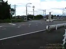 県道151号側の交差点[📸20年09月]