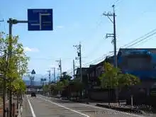 正面に能美根上駅のホームが見える[📸19年11月]