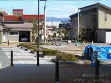 健康ロードは寺井図書館の駐車場から向こうに続いてるもよう[📸19年11月]