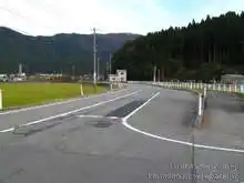 ここで健康ロードは終わるが、県道4号線を進むと手取川の天狗橋に行き、手取河川敷道路へ繋がる[📸19年11月]