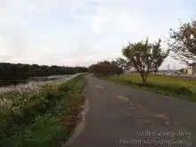 川の向の左手は健民海浜公園。終点まであと少し[📸19年11月]