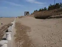 松任海浜公園から金沢方面、加賀海浜自転車道が続いているが砂で埋まってる[📸20年03月]