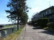住宅地千野ニュータウンの端を通る[📸20年03月]