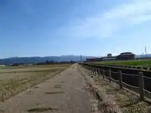 松南小学校の近くを通る[📸20年03月]